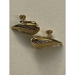 Vintage Napier Gold Toned Earrings Set D1